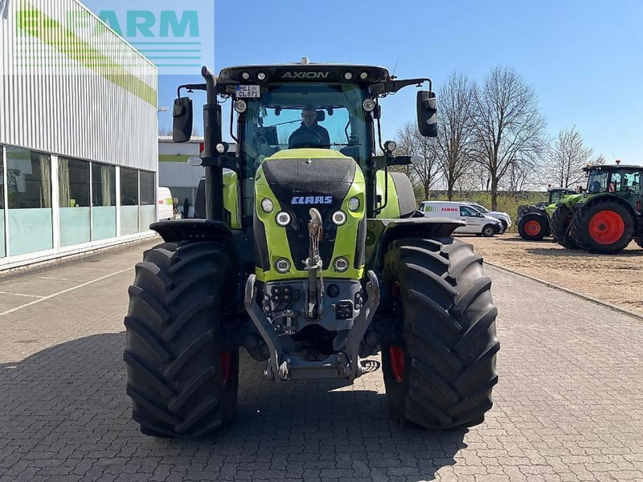 CLAAS axion 870 cmatic CMATIC - Farm tractor: picture 3 CLAAS axion 870 cmatic CMATIC - Farm tractor: picture 3