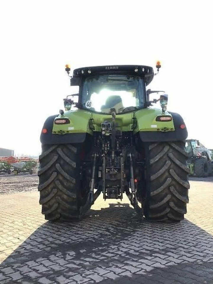 CLAAS axion 920 - Farm tractor: picture 5 CLAAS axion 920 - Farm tractor: picture 5
