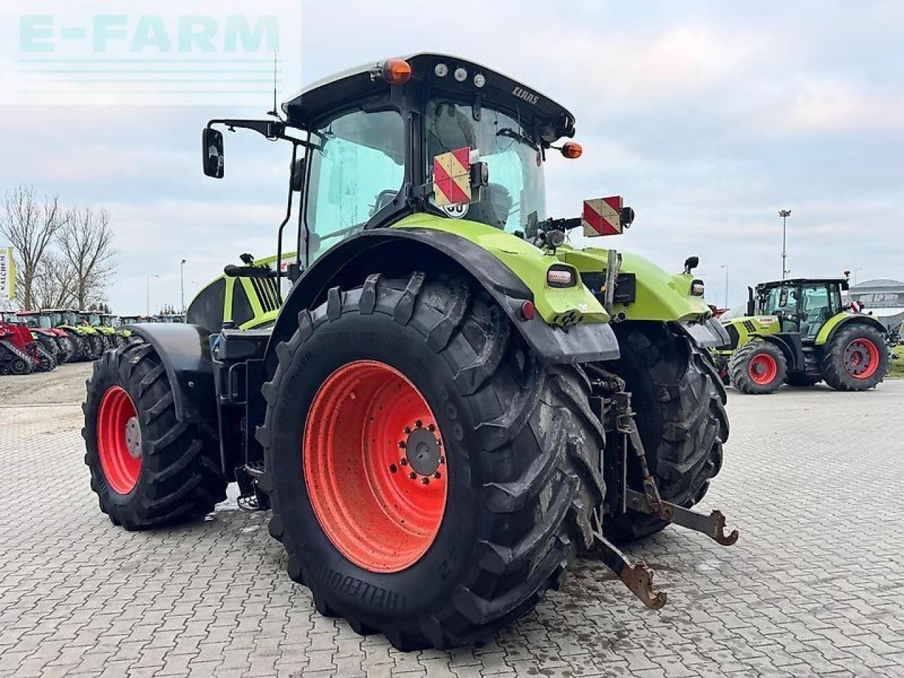 CLAAS axion 920 - Farm tractor: picture 5 CLAAS axion 920 - Farm tractor: picture 5