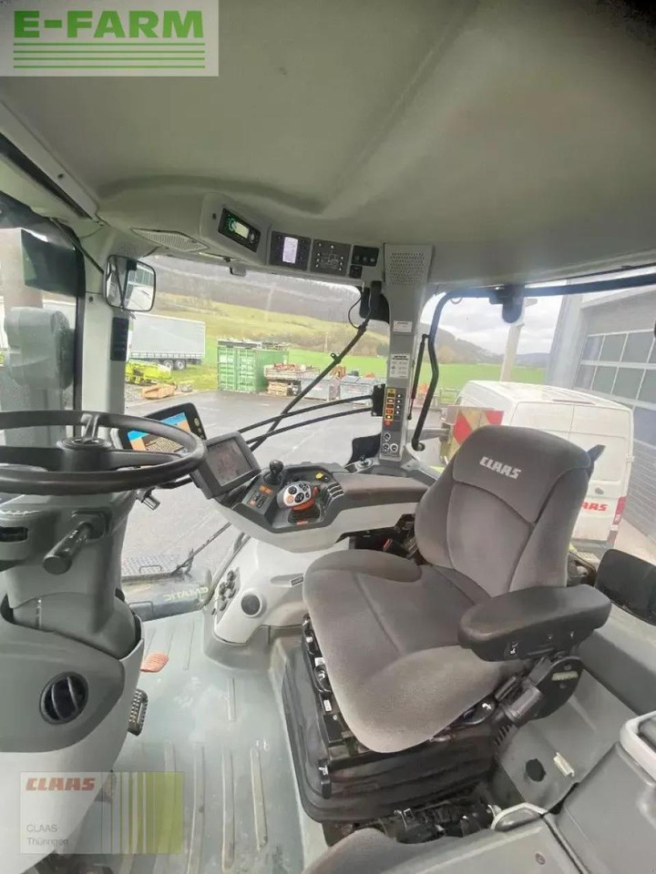 Farm tractor CLAAS axion 930: picture 10