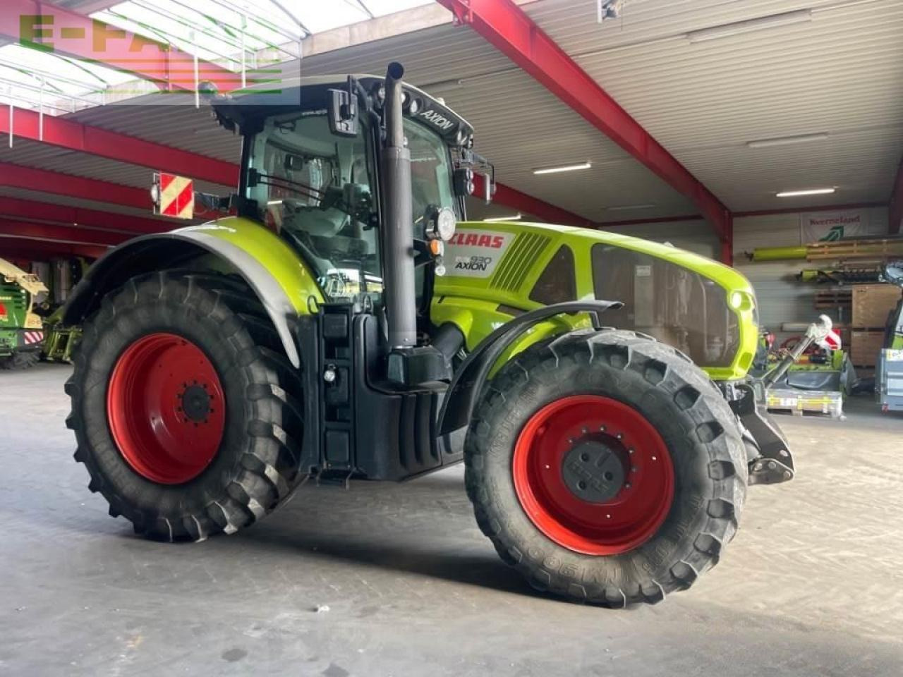 Farm tractor CLAAS axion 930 cmatic: picture 18