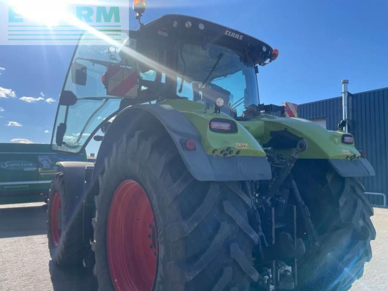 Farm tractor CLAAS axion 930 cmatic: picture 9