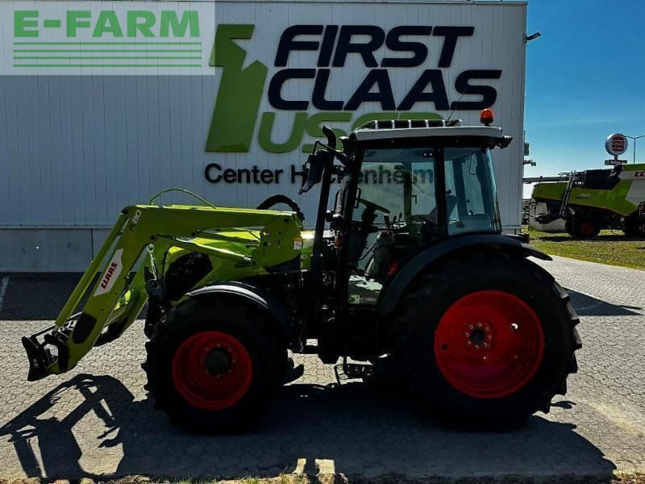 CLAAS axos 240 stage v - Farm tractor: picture 2 CLAAS axos 240 stage v - Farm tractor: picture 2