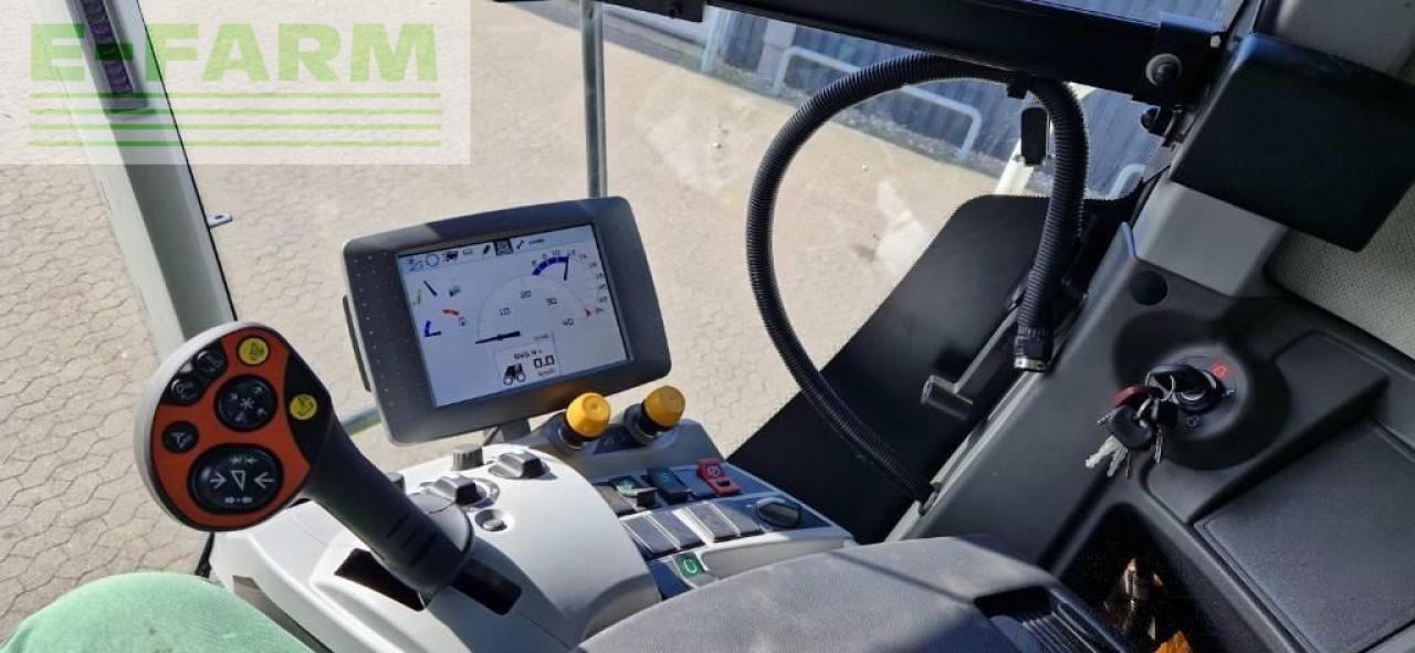 Combine harvester CLAAS lexion 660: picture 17