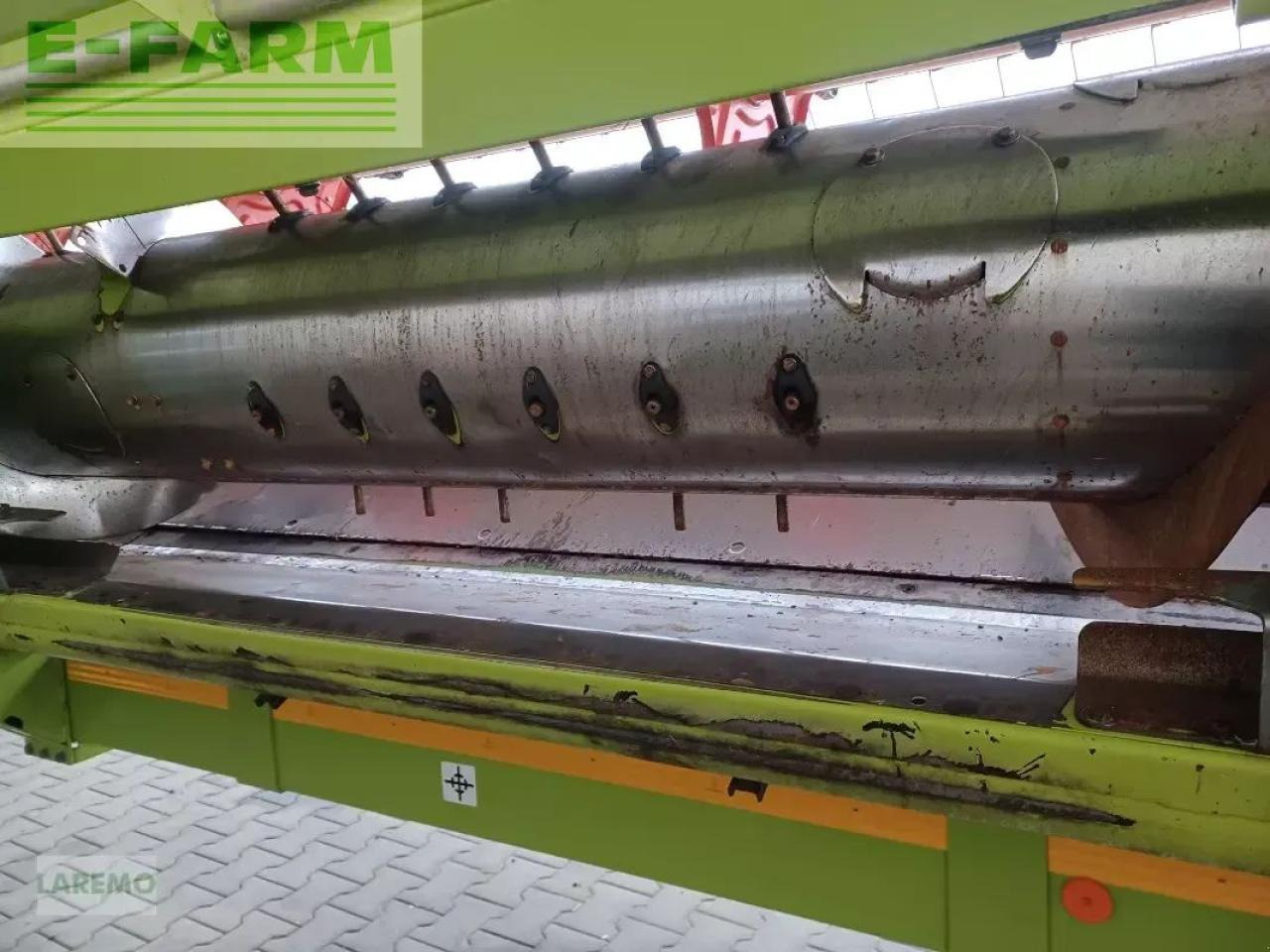 Combine harvester CLAAS lexion 770 terratrac v 930: picture 24