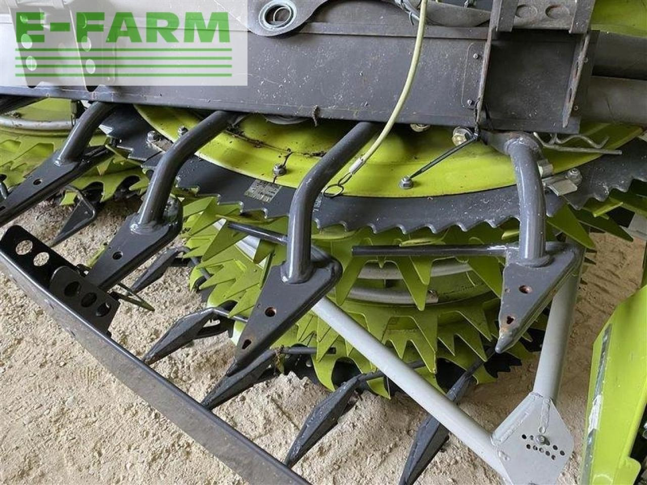 Forage harvester attachment CLAAS orbis 900: picture 7 Forage harvester attachment CLAAS orbis 900: picture 7