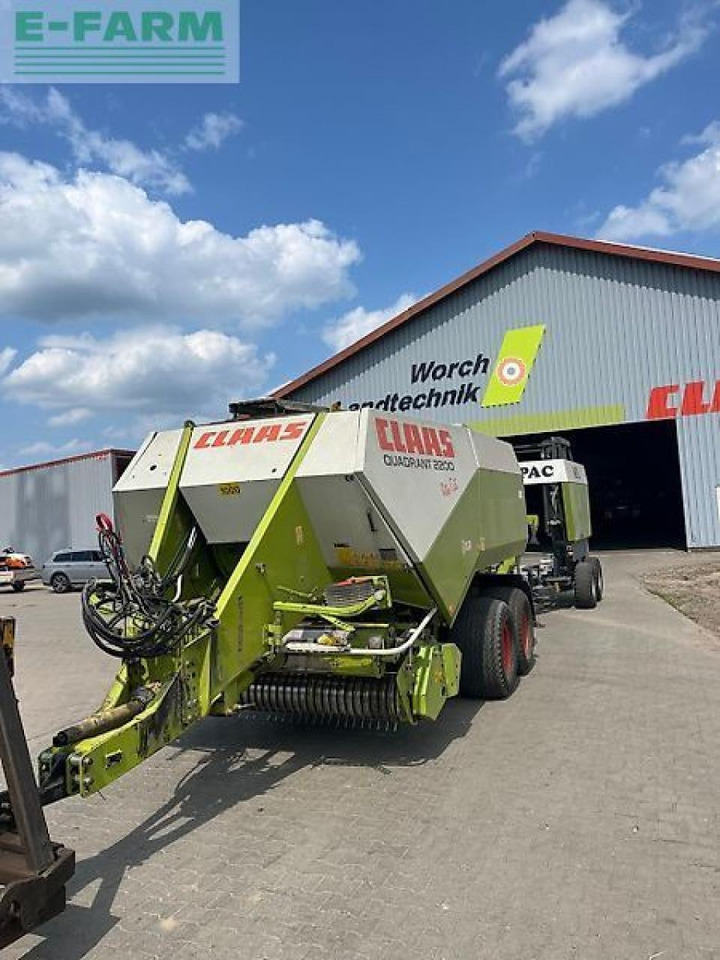 CLAAS quadrant 2200 rc - Square baler: picture 1 CLAAS quadrant 2200 rc - Square baler: picture 1