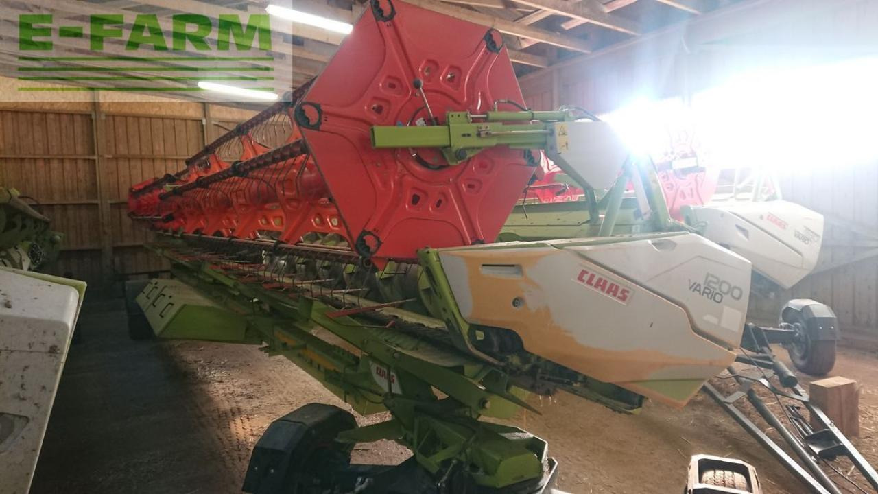 CLAAS v1200 vario - Grain header: picture 2 CLAAS v1200 vario - Grain header: picture 2