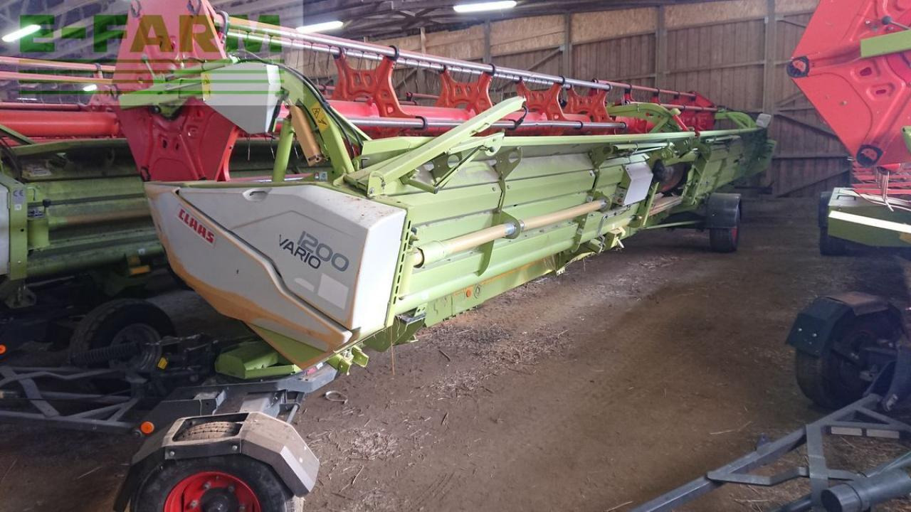 CLAAS v1200 vario - Grain header: picture 1 CLAAS v1200 vario - Grain header: picture 1