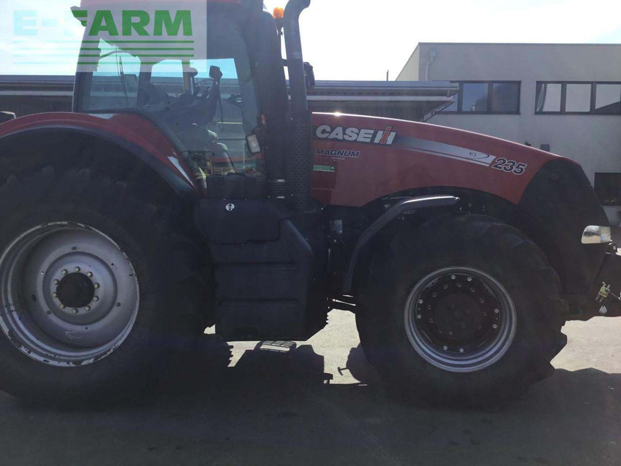 Case-IH Magnum 235 - Farm tractor: picture 5 Case-IH Magnum 235 - Farm tractor: picture 5