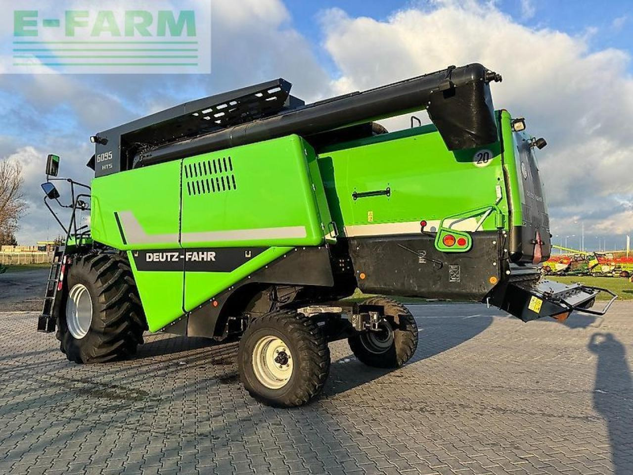 Deutz-Fahr 6095 - Combine harvester: picture 5 Deutz-Fahr 6095 - Combine harvester: picture 5
