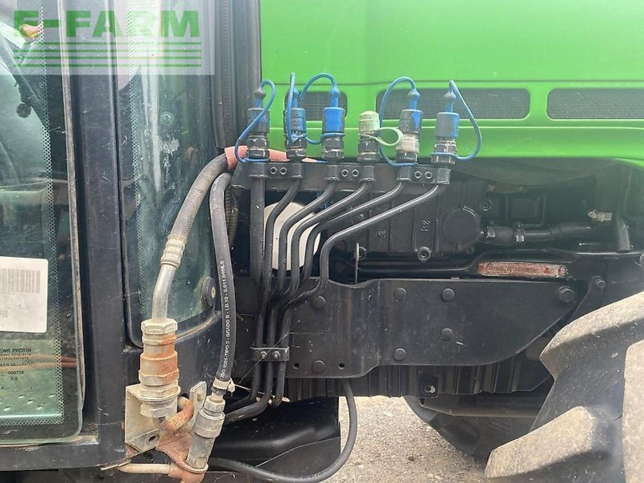 Farm tractor Deutz-Fahr agrocompact f90: picture 17