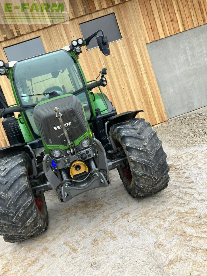 Fendt 313 Vario - Farm tractor: picture 2 Fendt 313 Vario - Farm tractor: picture 2