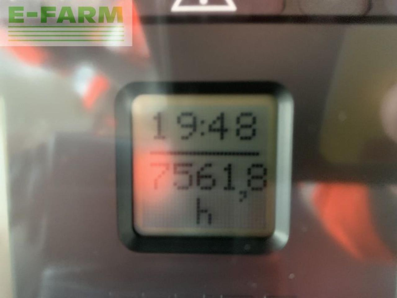 Farm tractor Fendt 412 vario: picture 15