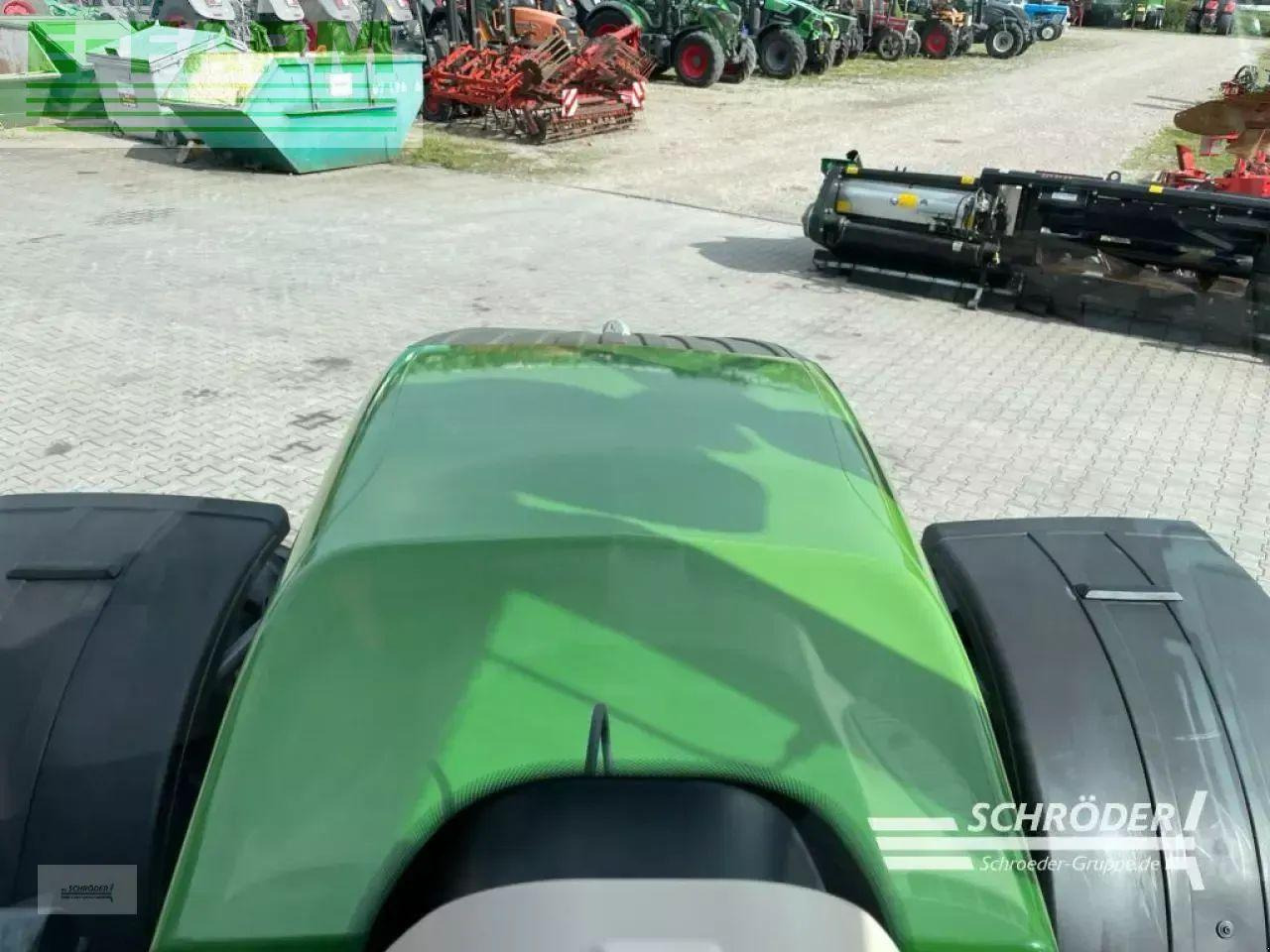 Farm tractor Fendt 724 gen6 profi plus: picture 11