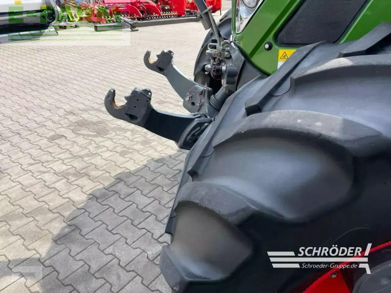 Farm tractor Fendt 724 gen6 profi plus: picture 9