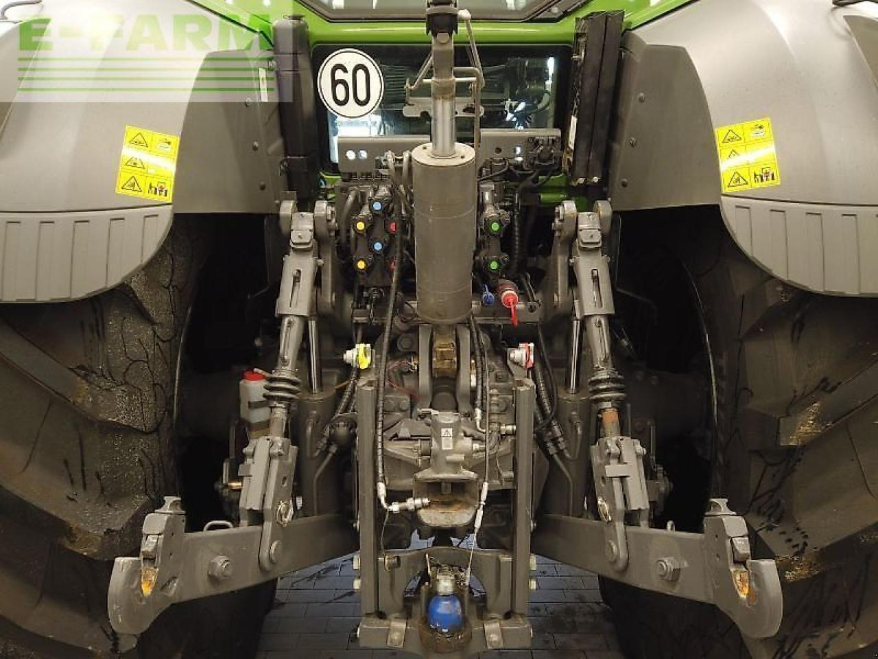 Farm tractor Fendt 828 vario s4 profi plus ProfiPlus: picture 6
