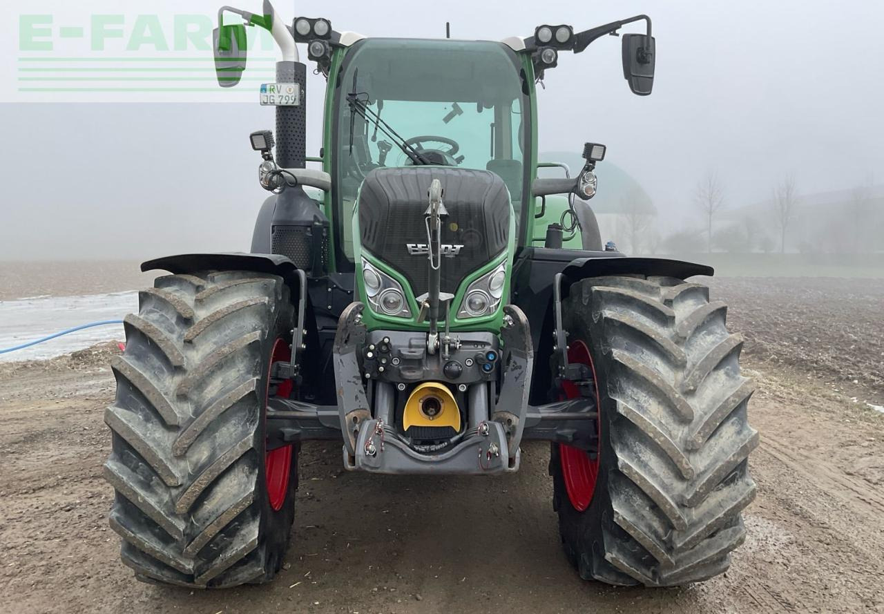 Fendt Vario 718 - Farm tractor: picture 3 Fendt Vario 718 - Farm tractor: picture 3