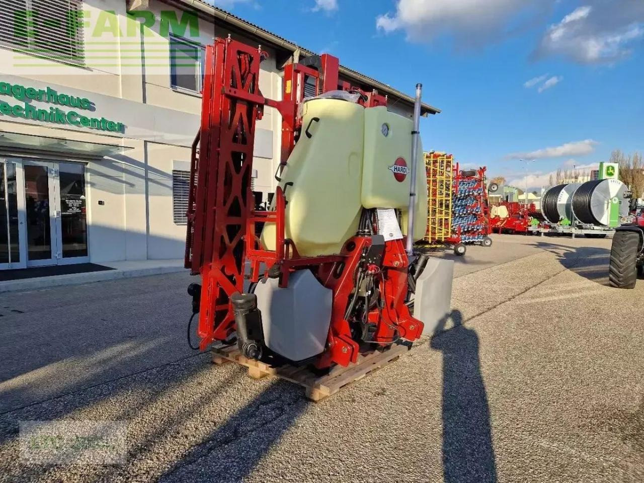 Hardi mega 12 - Trailed sprayer: picture 2 Hardi mega 12 - Trailed sprayer: picture 2