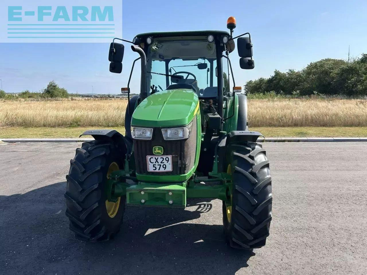 John Deere 5100m - Farm tractor: picture 2 John Deere 5100m - Farm tractor: picture 2
