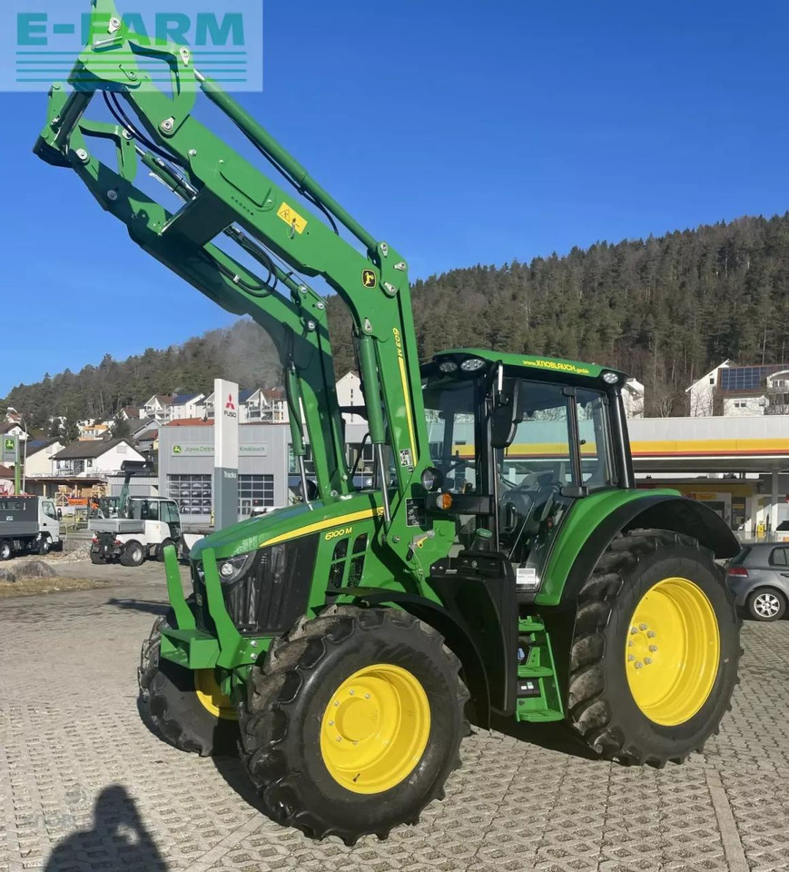 John Deere 6100m - Farm tractor: picture 1 John Deere 6100m - Farm tractor: picture 1