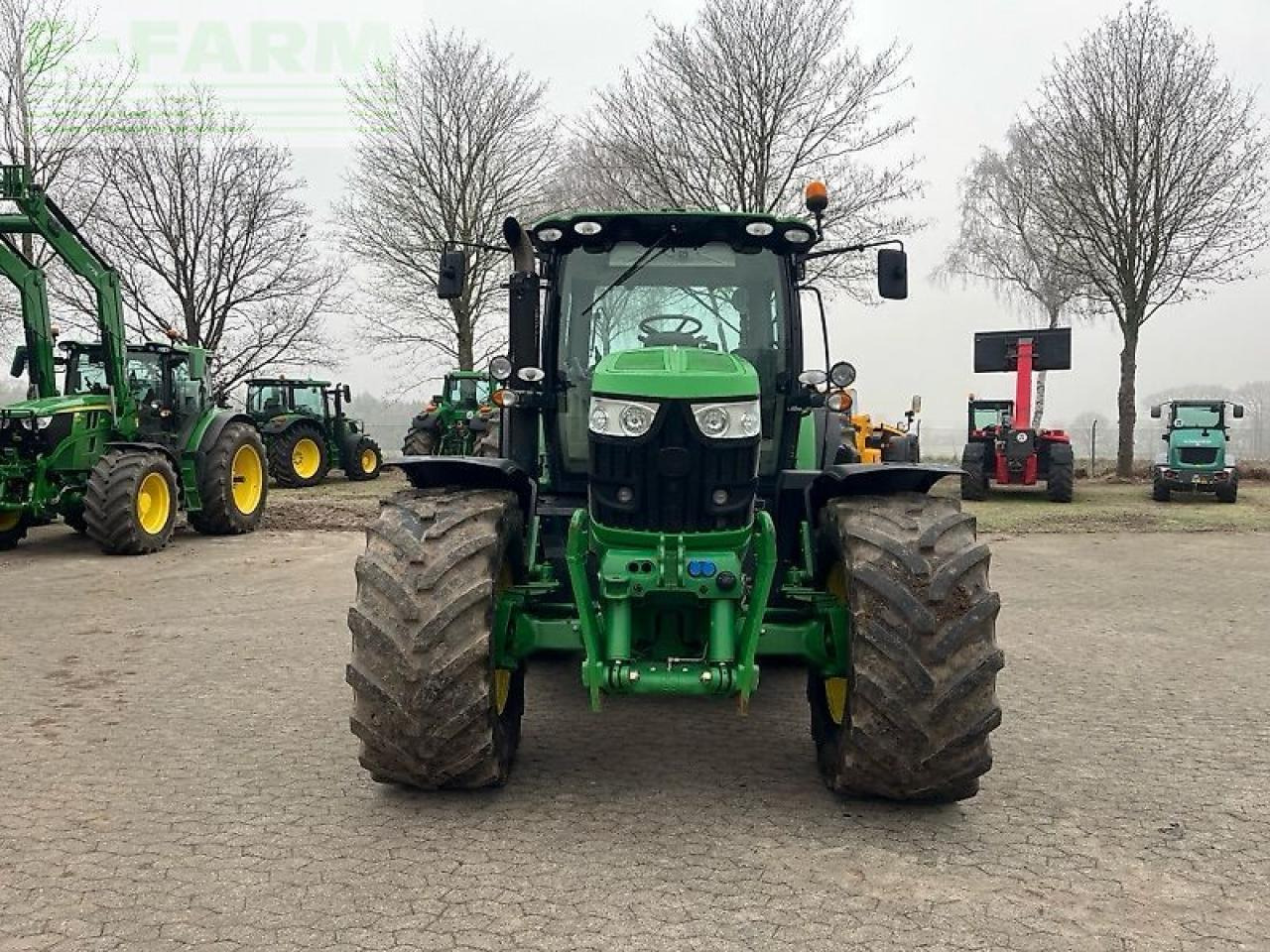 Farm tractor John Deere 6150 r: picture 6