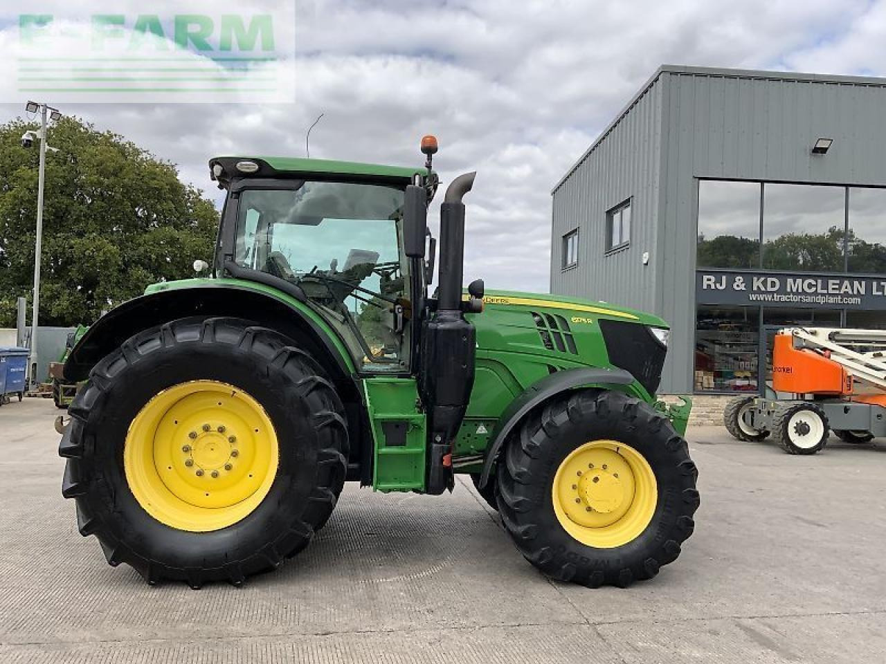 John Deere 6175r tractor (st24009) - Farm tractor: picture 1 John Deere 6175r tractor (st24009) - Farm tractor: picture 1