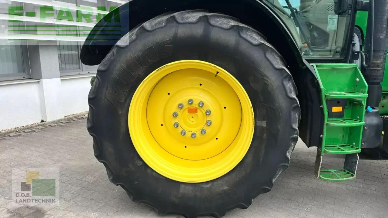 Farm tractor John Deere 6190r: picture 11
