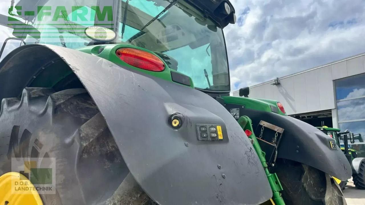 Farm tractor John Deere 6190r: picture 16