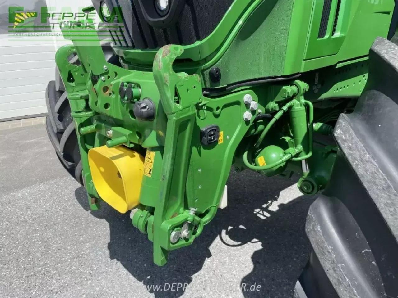 Farm tractor John Deere 6230r: picture 17 Farm tractor John Deere 6230r: picture 17