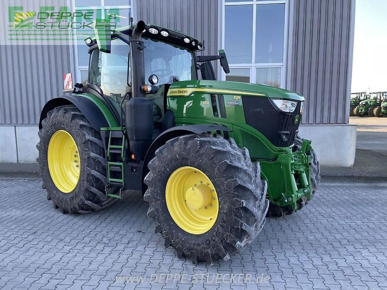 John Deere 6r 250 - Farm tractor: picture 4 John Deere 6r 250 - Farm tractor: picture 4