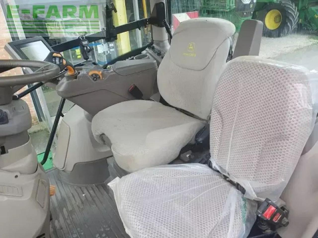 John Deere 6r 250 - Farm tractor: picture 5 John Deere 6r 250 - Farm tractor: picture 5