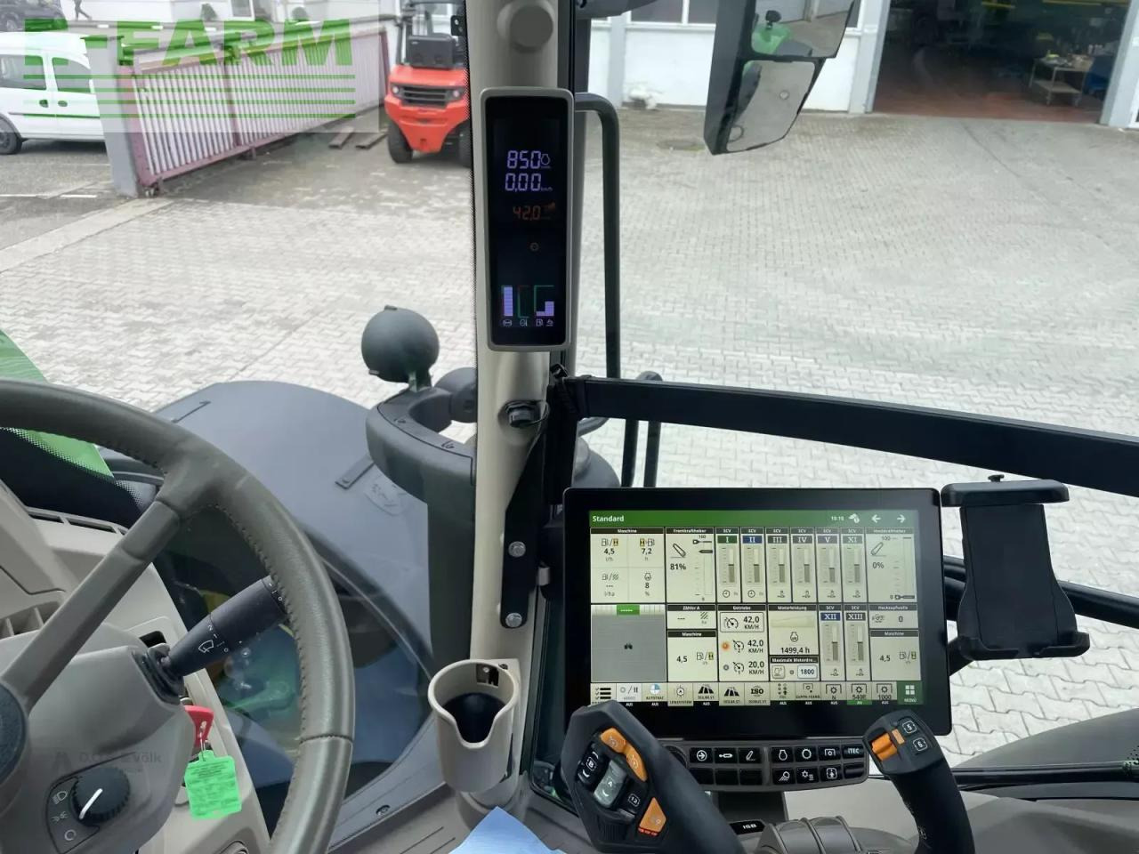 Farm tractor John Deere 6r185: picture 16 Farm tractor John Deere 6r185: picture 16