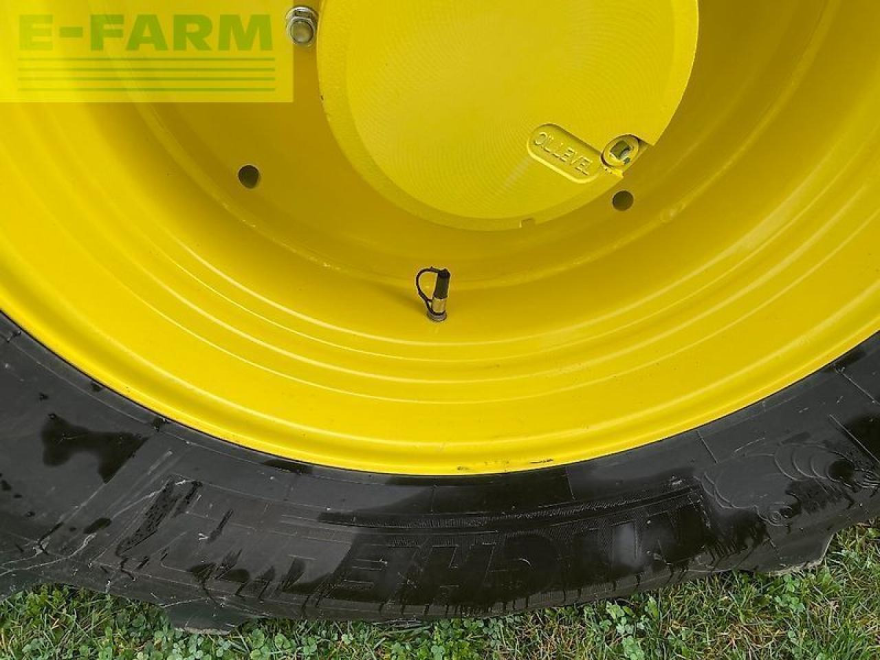 Farm tractor John Deere 6r250 / 6r250: picture 22