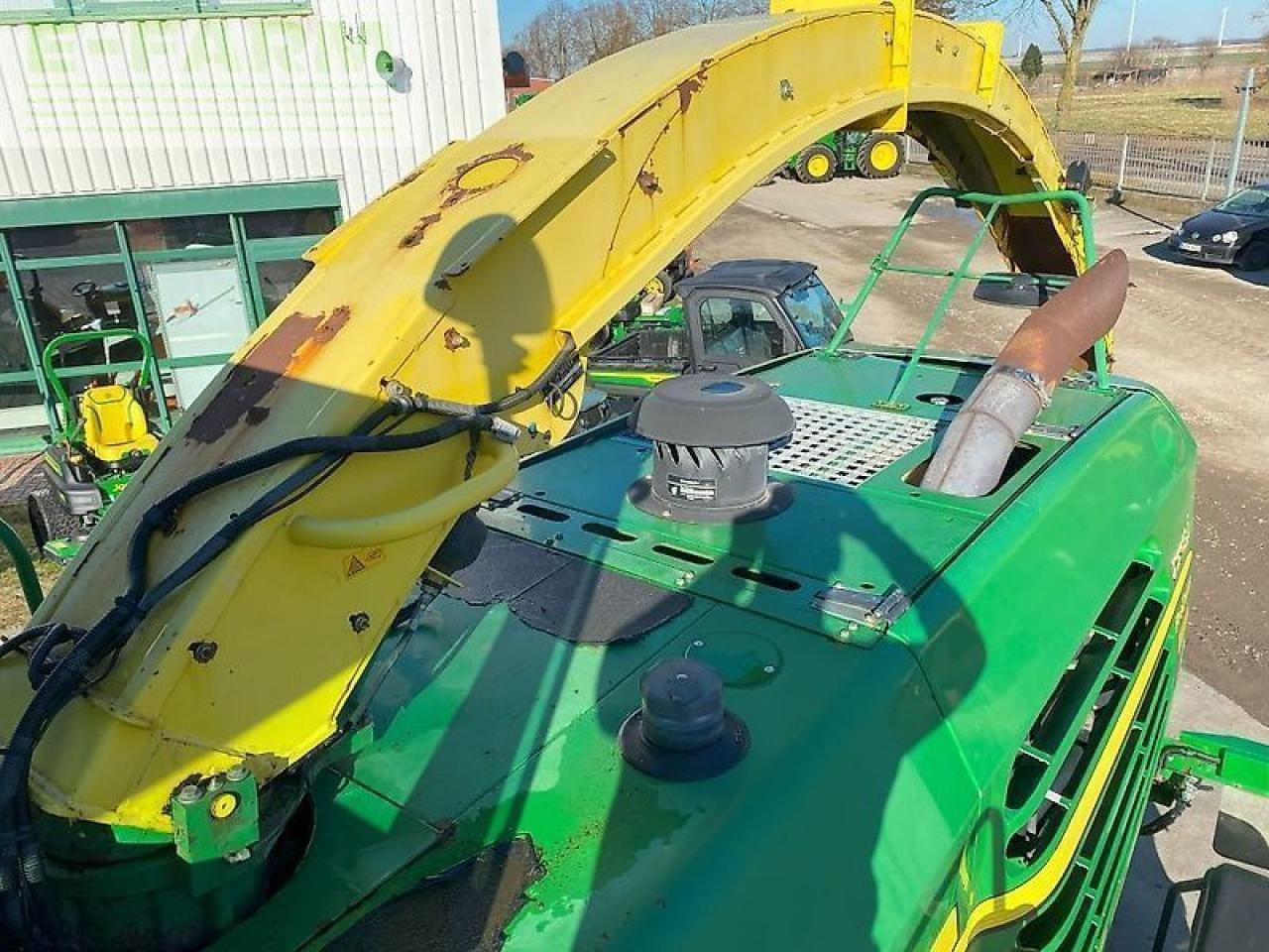 Forage harvester John Deere 7350i: picture 12