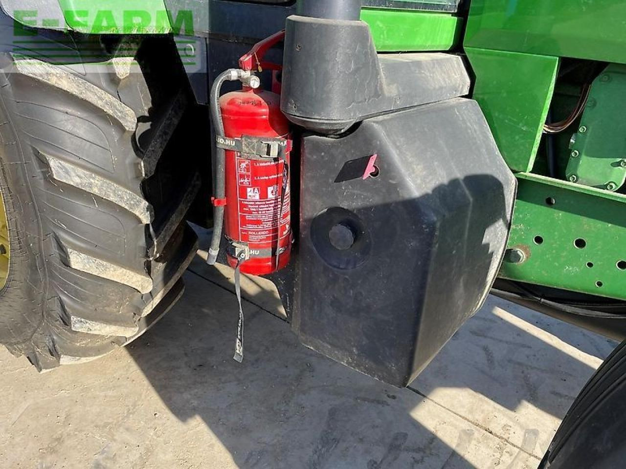 Farm tractor John Deere 7800: picture 14