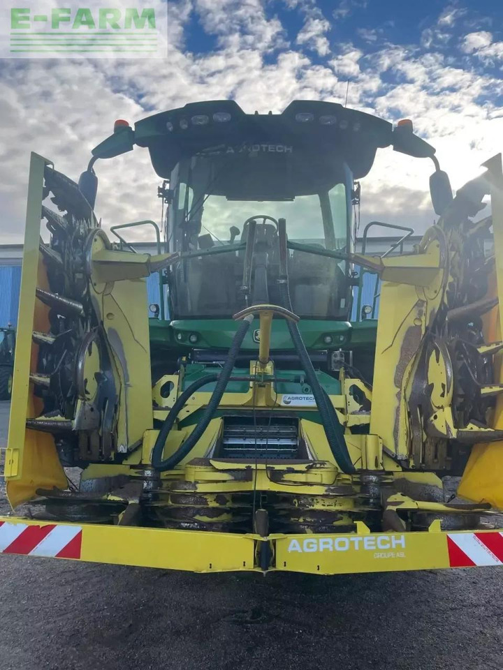 Forage harvester John Deere 8400: picture 6 Forage harvester John Deere 8400: picture 6