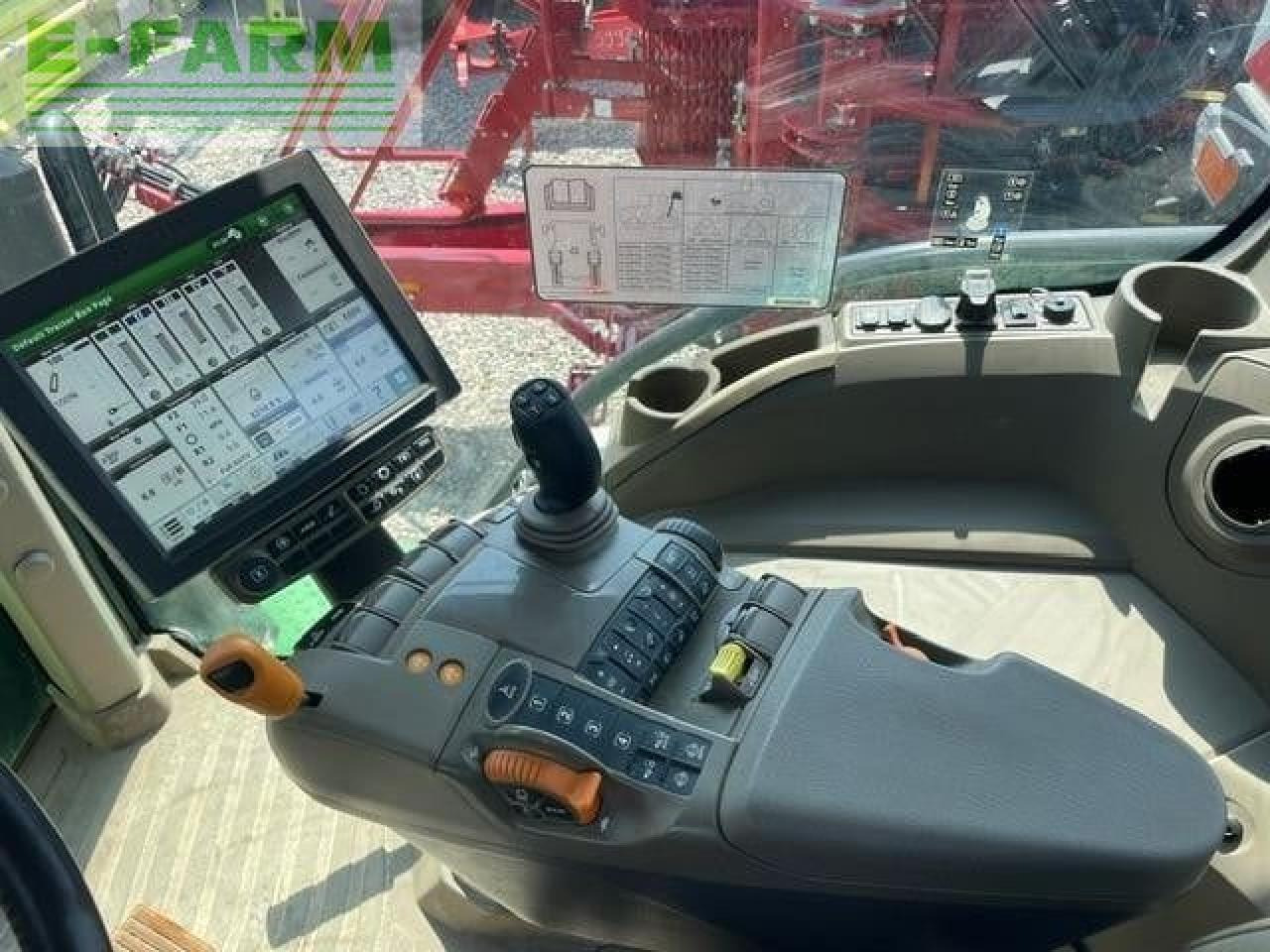 Farm tractor John Deere 8RX 410: picture 17