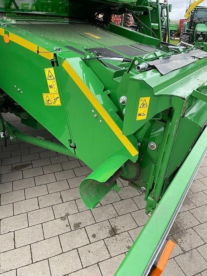 Combine harvester John Deere t560: picture 17