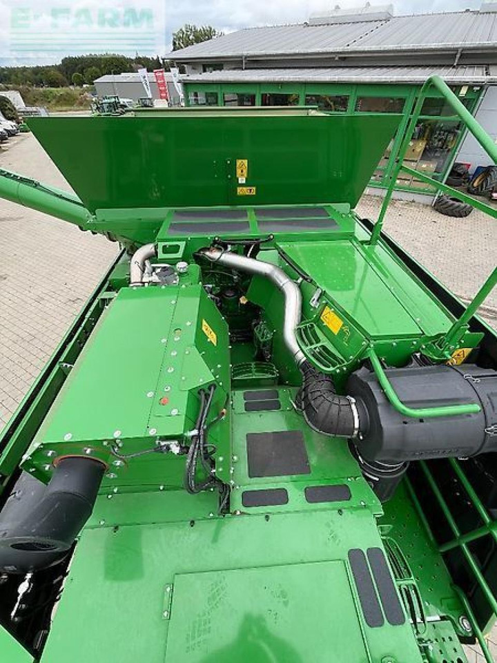Combine harvester John Deere t560: picture 15
