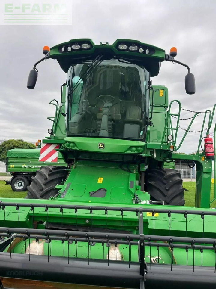 John Deere t560 hillmaster - Combine harvester: picture 1 John Deere t560 hillmaster - Combine harvester: picture 1