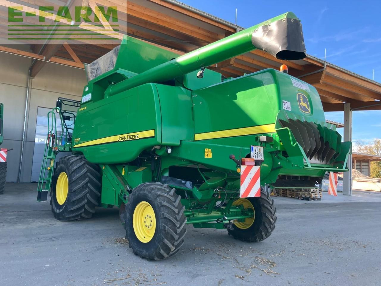 Combine harvester John Deere t560hm: picture 16