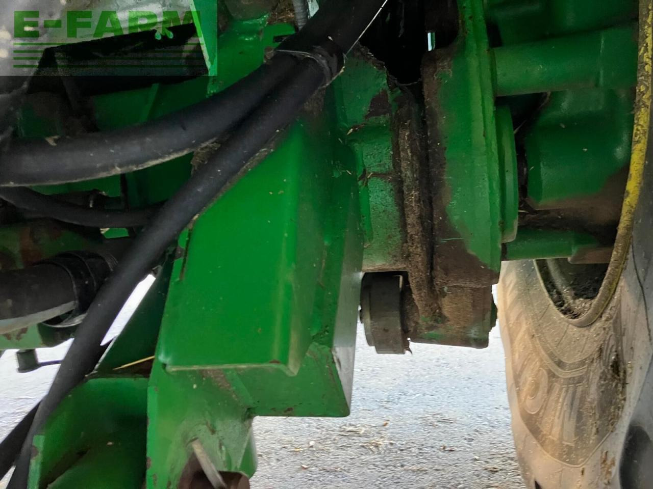 Combine harvester John Deere t560hm: picture 15