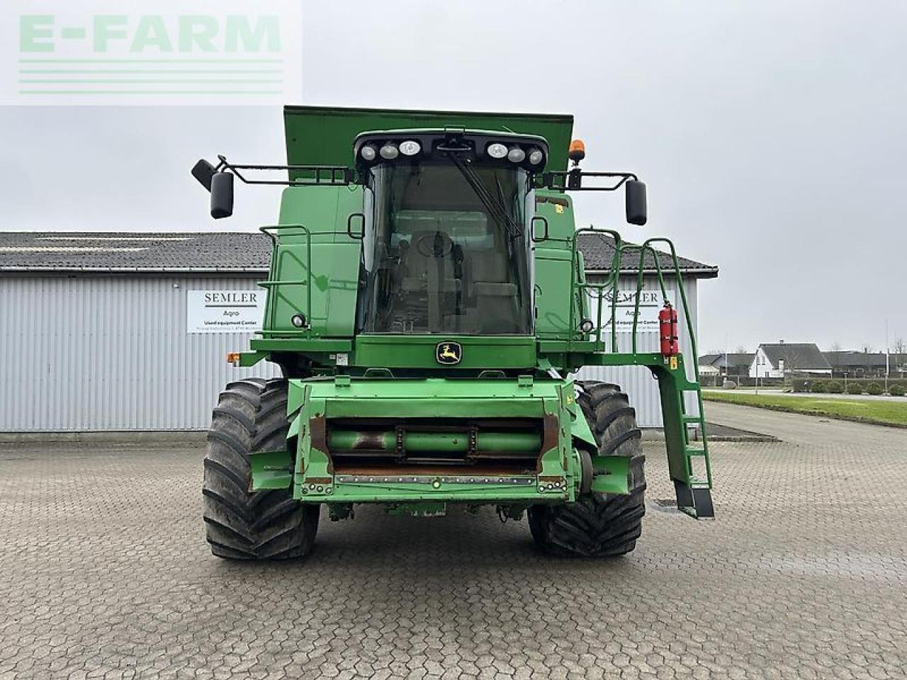 Combine harvester John Deere t670: picture 9