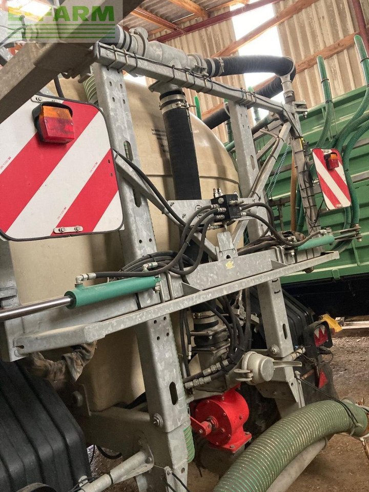 K 14 PUL 14m3 mit 15m Schleppschlauch - Fertilizing equipment: picture 3 K 14 PUL 14m3 mit 15m Schleppschlauch - Fertilizing equipment: picture 3