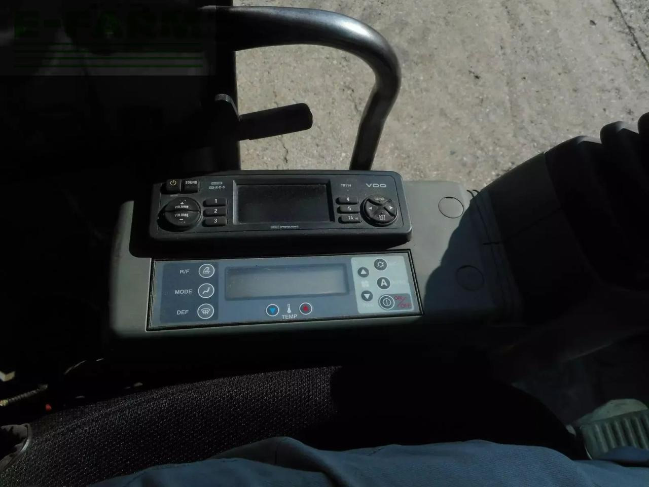 Mini excavator Kobelco sk 70 sr-1e ( 7.400kg ): picture 10