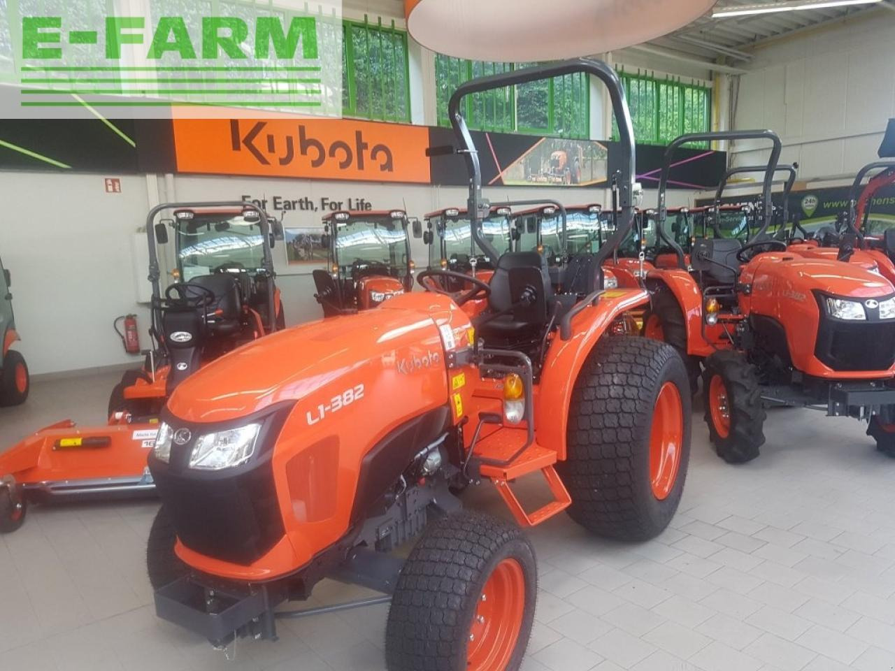 Kubota l1-382 - Farm tractor: picture 1 Kubota l1-382 - Farm tractor: picture 1