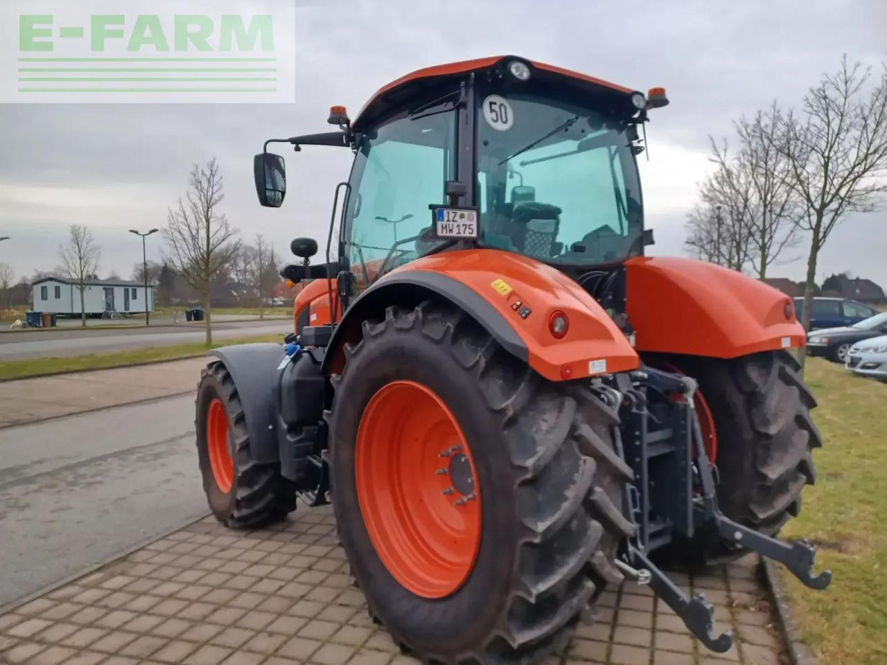 Kubota m 7-173 - Farm tractor: picture 3 Kubota m 7-173 - Farm tractor: picture 3