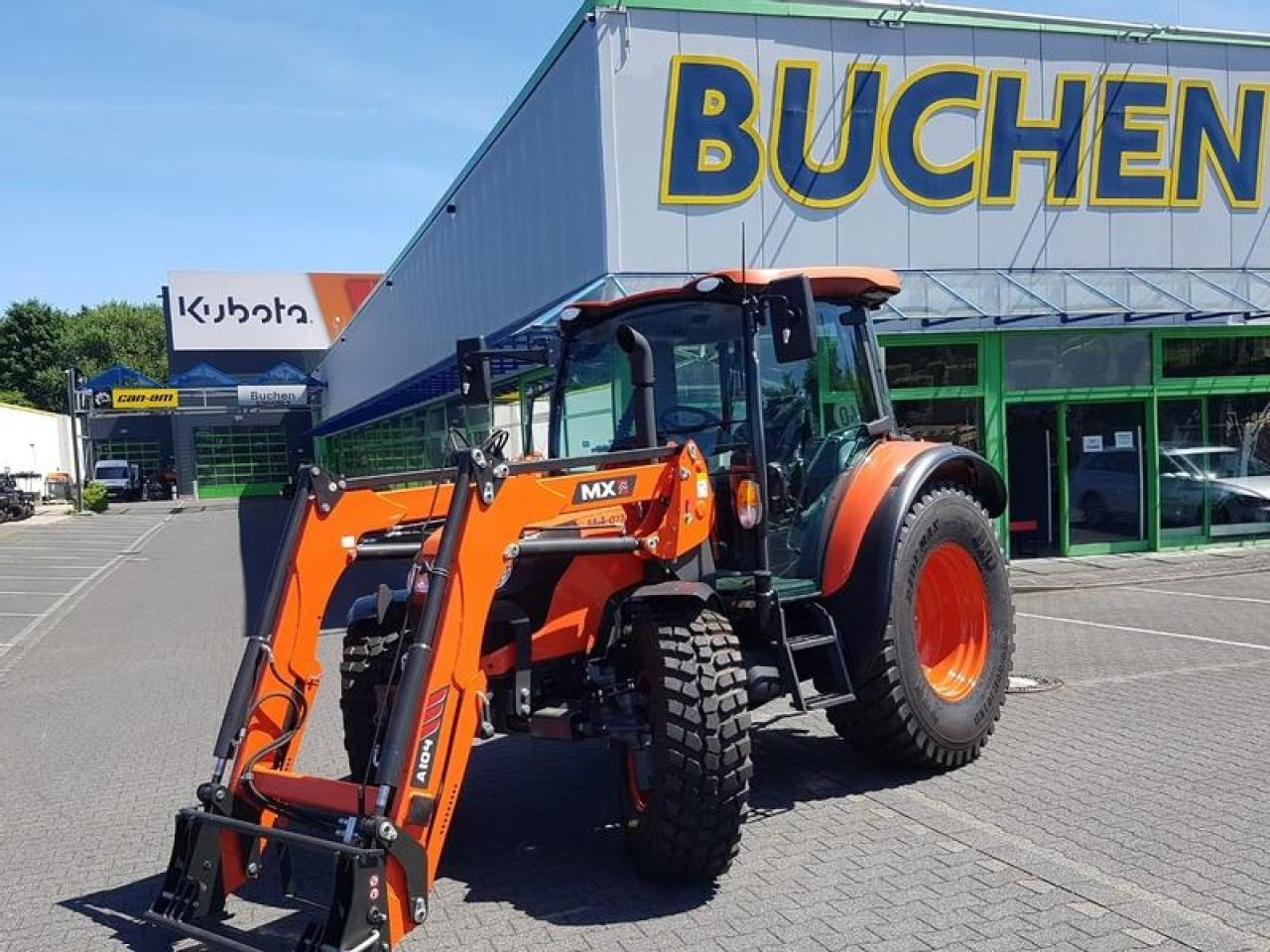 Kubota m4-073 cab 36x36 - Farm tractor: picture 2 Kubota m4-073 cab 36x36 - Farm tractor: picture 2