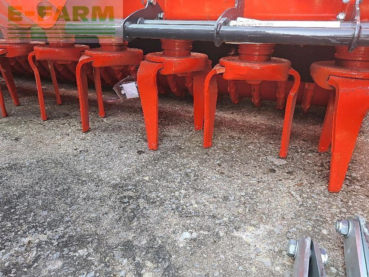 Kuhn hr3030 - Soil tillage equipment: picture 2 Kuhn hr3030 - Soil tillage equipment: picture 2